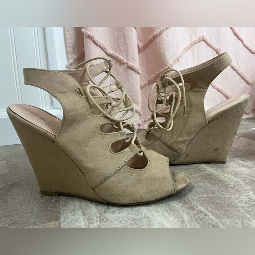 Wild DIVA Lounge Lace-Up Tan Wedges
